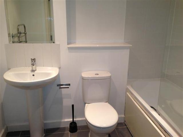  Image of 1 bedroom Apartment to rent in Hales Street London SE8 at Deptford High Street, SE8 4RB