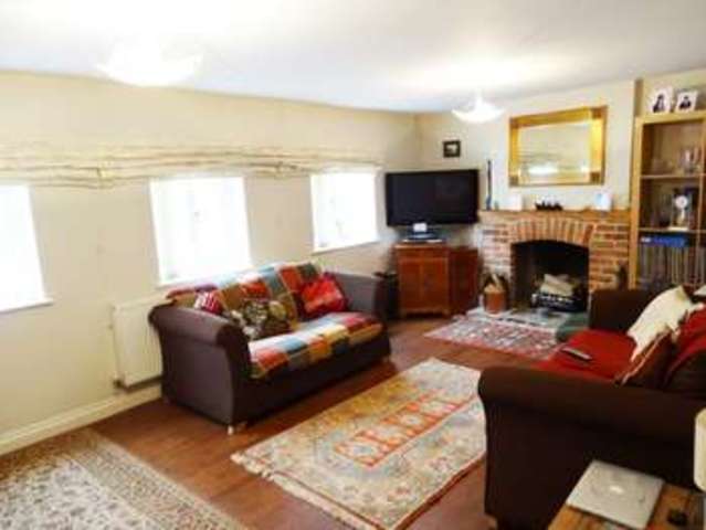  Image of 3 bedroom Detached house to rent in Queen Street North Petherton Bridgwater TA6 at North Petherton  Bridgwater, TA6 6RQ