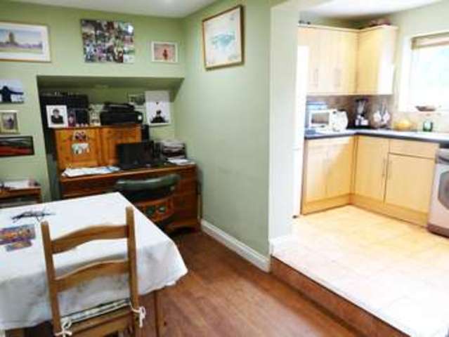  Image of 3 bedroom Detached house to rent in Queen Street North Petherton Bridgwater TA6 at North Petherton  Bridgwater, TA6 6RQ