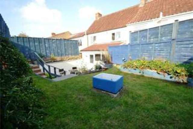  Image of 3 bedroom Detached house to rent in Queen Street North Petherton Bridgwater TA6 at North Petherton  Bridgwater, TA6 6RQ