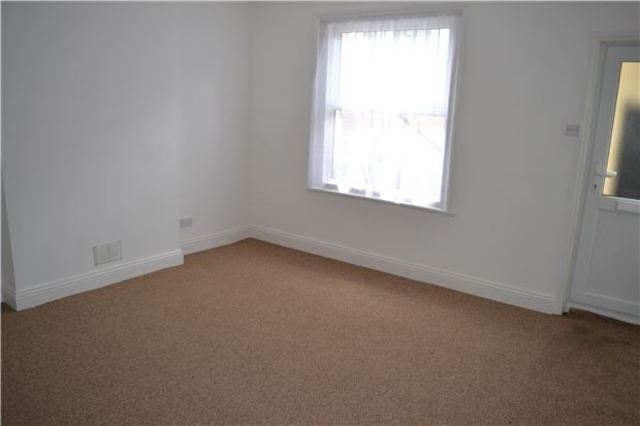  Image of 1 bedroom Property for sale in Queens Road Hastings TN34 at East Sussex, TN34 1RN