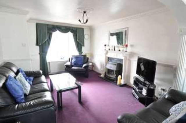  Image of 4 bedroom Detached house for sale in Raddlebarn Farm Drive Selly Oak Birmingham B29 at Raddlebarn Farm Drive Selly Oak Birmingham, B29 6UN