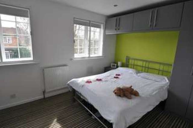  Image of 4 bedroom Detached house for sale in Raddlebarn Farm Drive Selly Oak Birmingham B29 at Raddlebarn Farm Drive Selly Oak Birmingham, B29 6UN