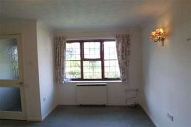  Image of 2 bedroom Bungalow to rent in Rawlings Lane Fowey PL23 at Fowey, PL23 1DT