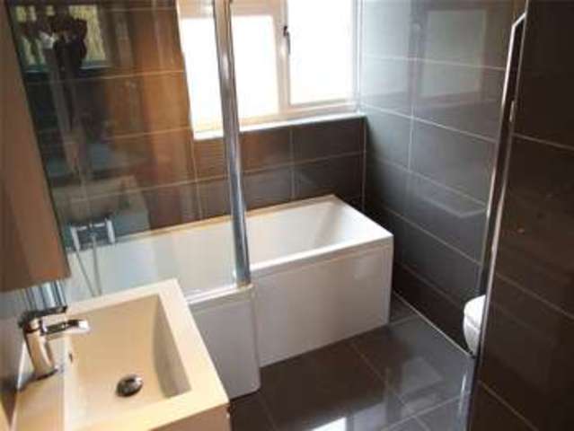  Image of 3 bedroom Semi-Detached house for sale in Reading Road Winnersh Wokingham RG41 at Winnersh Wokingham Winnersh, RG41 5HJ