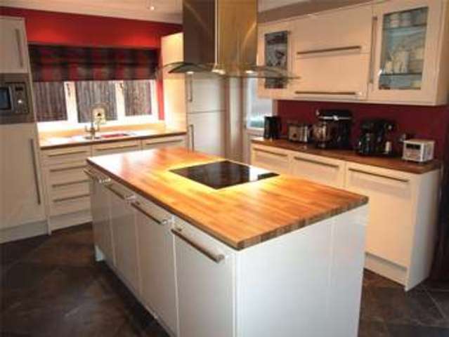  Image of 3 bedroom Semi-Detached house for sale in Reading Road Winnersh Wokingham RG41 at Winnersh Wokingham Winnersh, RG41 5HJ