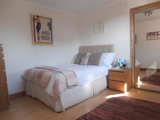  Image of 1 bedroom Flat to rent in Redhouse Court Blackburn Bathgate EH47 at Blackburn West Lothian West Lothian, EH47 7BU