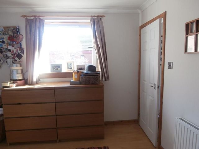  Image of 1 bedroom Flat to rent in Redhouse Court Blackburn Bathgate EH47 at Blackburn West Lothian West Lothian, EH47 7BU