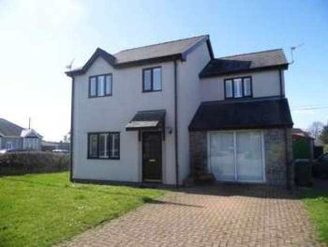  Image of 4 bedroom Detached house for sale in Rhoslan Rhosbodrual Caernarfon LL55 at Rhosbodrual Caernarfon Caernarfon Caernarfon, LL55 2BJ