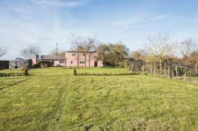  Image of 5 bedroom Detached house for sale in New Delight Road Rickinghall Diss IP22 at New Delight Road Rickinghall Diss, IP22 1LX