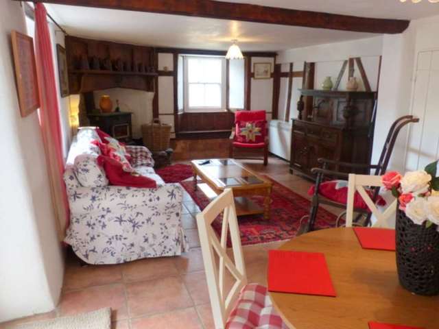  Image of 3 bedroom End of Terrace for sale in Ringmore Kingsbridge TQ7 at Ringmore Kingsbridge, TQ7 4HL