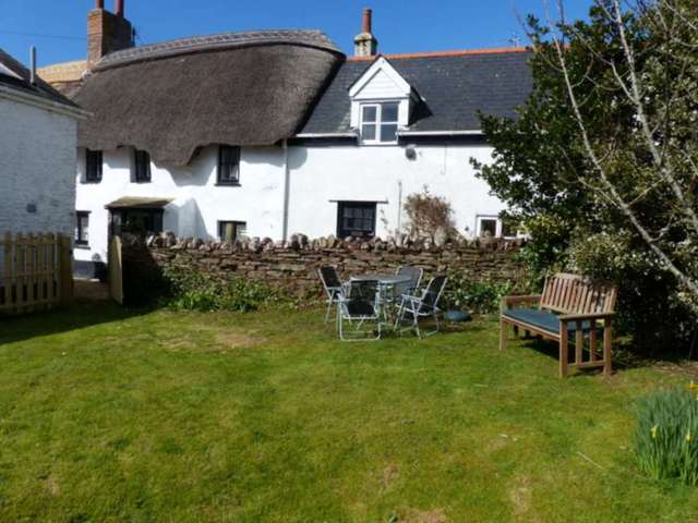  Image of 3 bedroom End of Terrace for sale in Ringmore Kingsbridge TQ7 at Ringmore Kingsbridge, TQ7 4HL