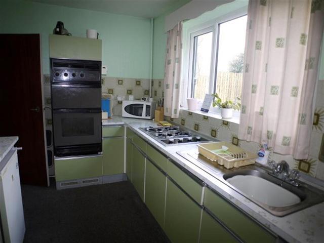  Image of 3 bedroom Detached house for sale in Rockwood Crescent Calverley Pudsey LS28 at Woodhall  Farsley, LS28 5AD