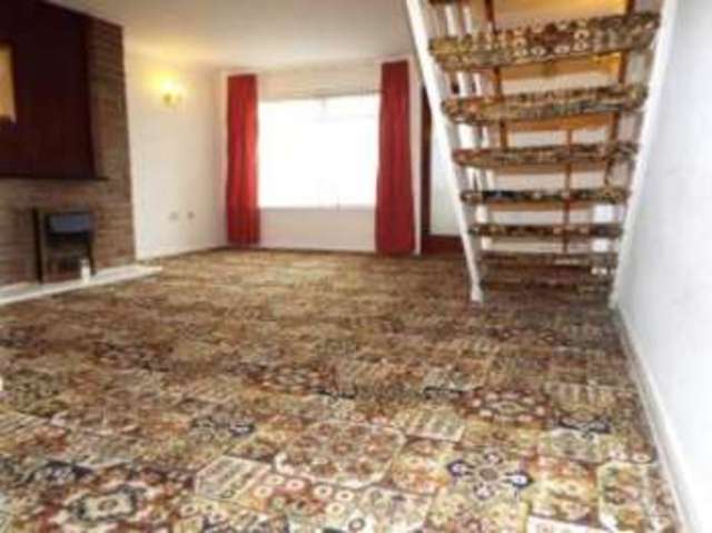  Image of 3 bedroom End of Terrace for sale in Jubilee Avenue Romford RM7 at Romford  Rush Green, RM7 9LT