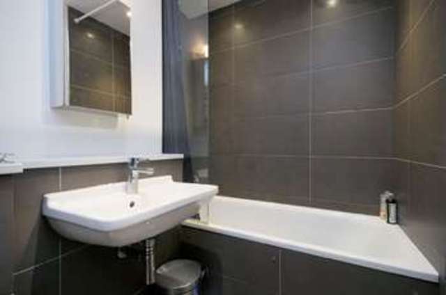  Image of 1 bedroom Flat to rent in Haverstock Hill London NW3 at Belsize Park London Belsize Park, NW3 4RX