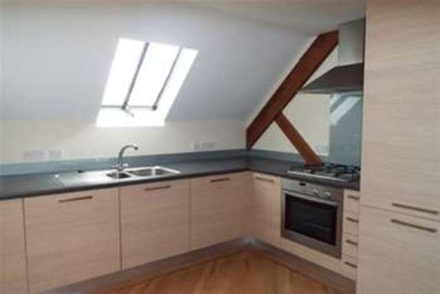  Image of 2 bedroom Flat to rent in Brewery Lane Romsey SO51 at Romsey, SO51 8JX