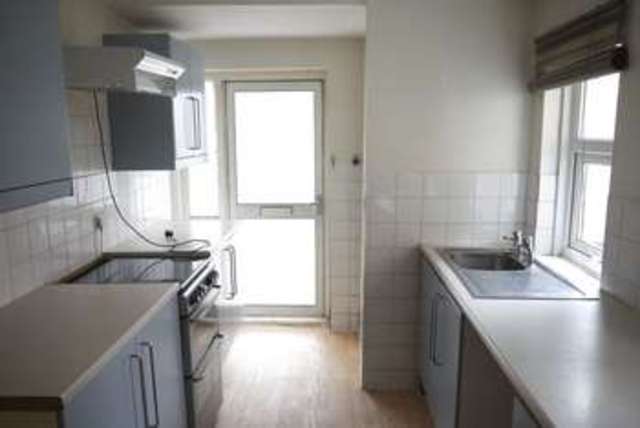  Image of 2 bedroom Terraced house for sale in Romsey Road Shirley Southampton SO16 at Romsey Road  Southampton, SO16 4BY