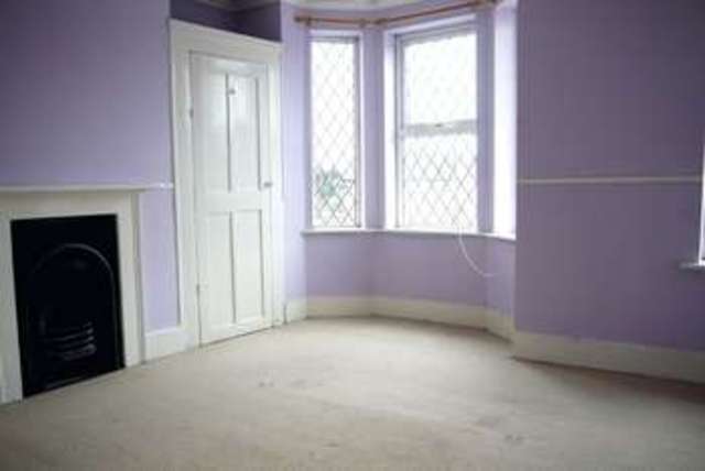  Image of 2 bedroom Terraced house for sale in Romsey Road Shirley Southampton SO16 at Romsey Road  Southampton, SO16 4BY