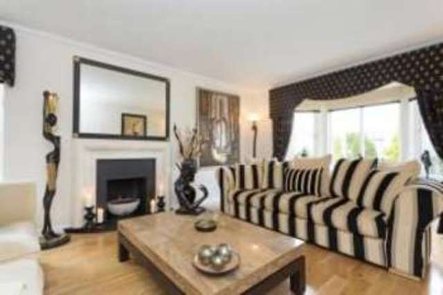  Image of 4 bedroom Detached house for sale in Rosebank Place Dullatur Glasgow G68 at Dullatur North Lanarkshire Dullatur, G68 0FH