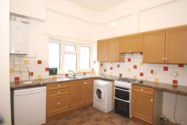 Image of 3 bedroom End of Terrace to rent in Rosebery Way Tring HP23 at Rosebery Way  Tring, HP23 5DT
