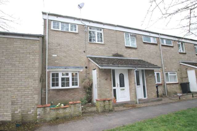  Image of 3 bedroom End of Terrace to rent in Rosebery Way Tring HP23 at Rosebery Way  Tring, HP23 5DT