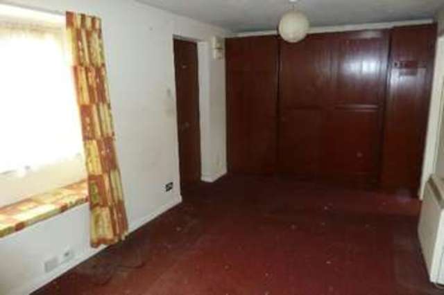  Image of Flat for sale in Rossington Place Reading RG2 at Rossington Place  Reading, RG2 8RQ
