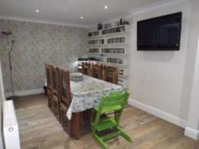  Image of 4 bedroom Semi-Detached house for sale in Colne Rise Rowhedge Colchester CO5 at Rowhedge Colchester Rowhedge, CO5 7EJ