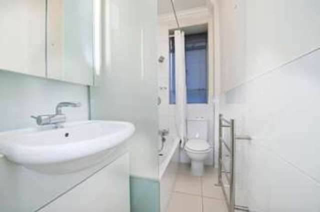  Image of 1 bedroom Ground Flat for sale in Nevern Square London SW5 at Nevern Square  Nevern Square, SW5 9PL
