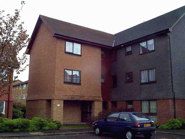  Image of 1 bedroom Flat to rent in Ryeland Close West Drayton UB7 at Ryeland Close Yiewsley Yiewsley, UB7 8AU