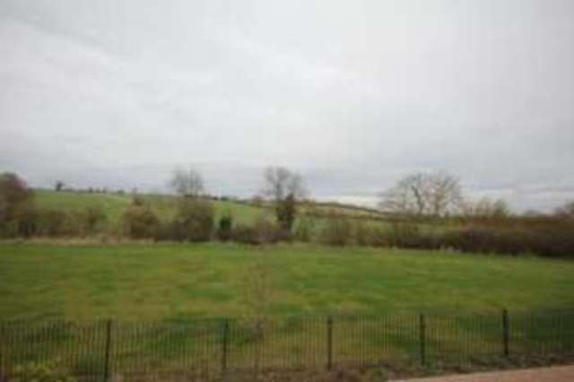  Image of 3 bedroom Semi-Detached house for sale in Saltcote Way Bedford MK41 at Bedford Bedfordshire Salph End, MK41 7FT