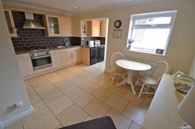  Image of 3 bedroom Town House for sale in Sandown Avenue Crofton Wakefield WF4 at Crofton Wakefield West Yorkshire, WF4 1SG