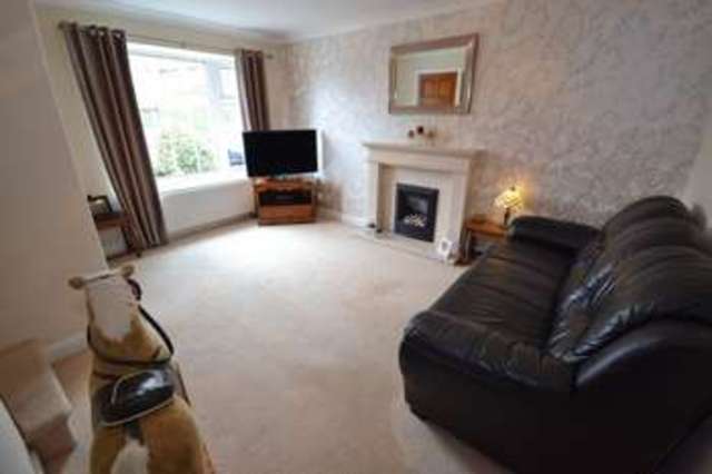  Image of 3 bedroom Town House for sale in Sandown Avenue Crofton Wakefield WF4 at Crofton Wakefield West Yorkshire, WF4 1SG