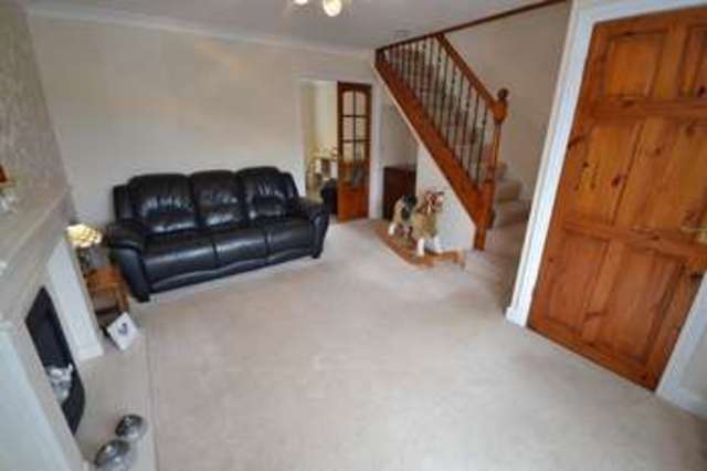  Image of 3 bedroom Town House for sale in Sandown Avenue Crofton Wakefield WF4 at Crofton Wakefield West Yorkshire, WF4 1SG