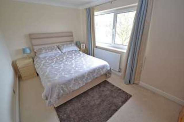  Image of 3 bedroom Town House for sale in Sandown Avenue Crofton Wakefield WF4 at Crofton Wakefield West Yorkshire, WF4 1SG