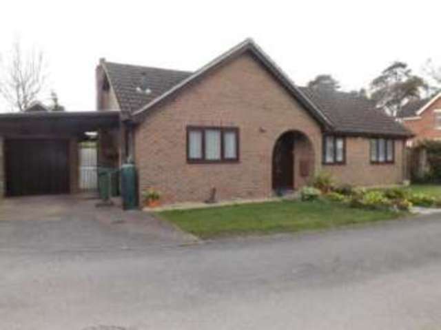  Image of 3 bedroom Bungalow for sale in Leabrook Sarisbury Green Southampton SO31 at Sarisbury Green Southampton Locks Heath, SO31 7LT