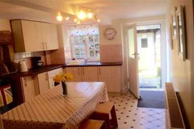  Image of 3 bedroom Detached house to rent in School Lane Hathersage Hope Valley S32 at Hope Valley, S32 1BZ