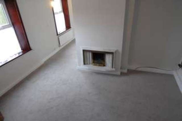  Image of 2 bedroom Semi-Detached house to rent in School Lane Walton Wakefield WF2 at Walton Wakefield Walton, WF2 6NR