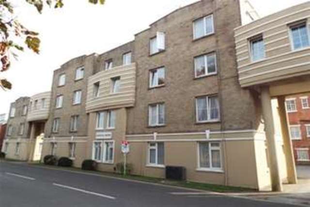  Image of 1 bedroom Flat to rent in Sea Front Hayling Island PO11 at Hayling Island, PO11 0AP