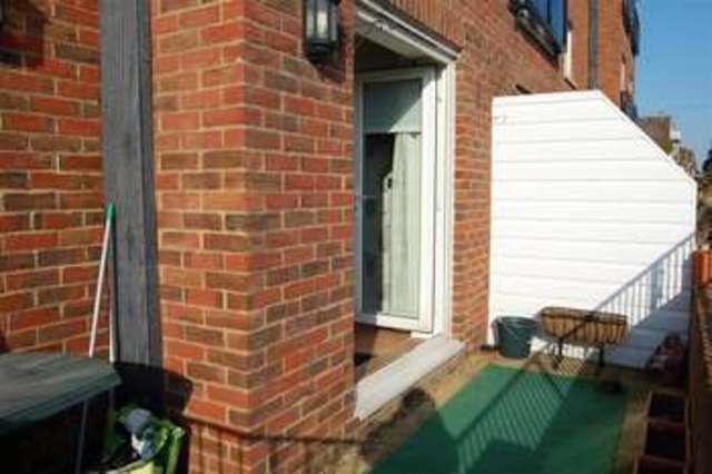  Image of 2 bedroom Apartment for sale in Seabrook Road Hythe CT21 at Hythe Kent Hythe, CT21 5QP