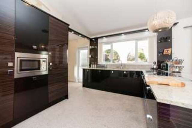  Image of 3 bedroom Bungalow for sale in High Barrwood Road Kilsyth Glasgow G65 at High Barrwood Road  Glasgow, G65 0EE
