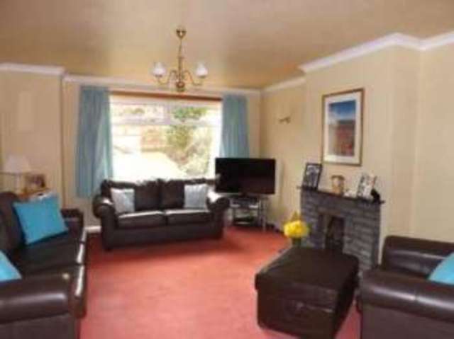  Image of 3 bedroom Semi-Detached house for sale in Shawwood Crescent Newton Mearns Glasgow G77 at Newton Mearns Glasgow Mearns, G77 5NE