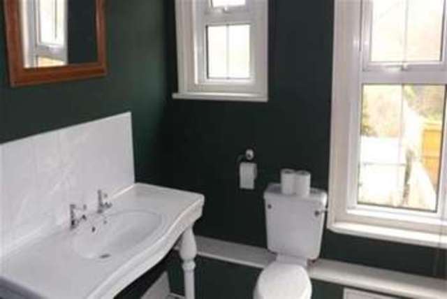  Image of 3 bedroom Detached house to rent in Sherborne Road Yeovil BA21 at Yeovil, BA21 4HF