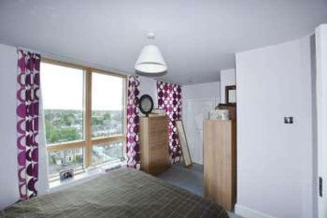  Image of 2 bedroom Flat to rent in Sherman Road Bromley BR1 at Sherman Road  Bromley, BR1 3JN