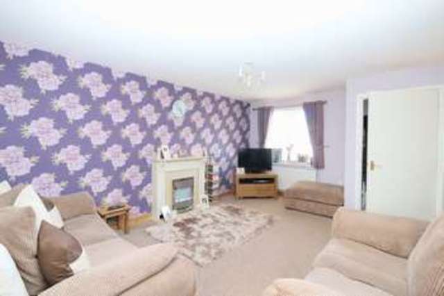  Image of 3 bedroom Terraced house for sale in Shilling Close Kingswood Hull HU7 at Shilling Close Kingswood Hull, HU7 3LE