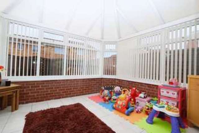 Image of 3 bedroom Terraced house for sale in Shilling Close Kingswood Hull HU7 at Shilling Close Kingswood Hull, HU7 3LE
