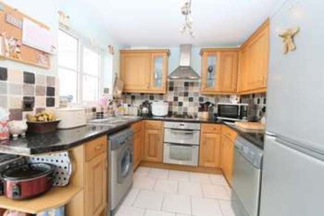  Image of 3 bedroom Terraced house for sale in Shilling Close Kingswood Hull HU7 at Shilling Close Kingswood Hull, HU7 3LE