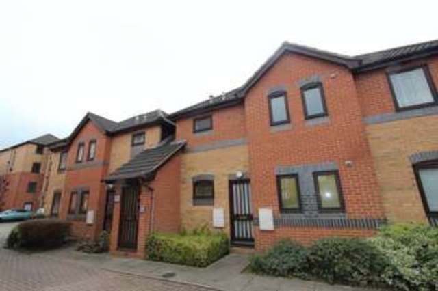  Image of 2 bedroom Flat for sale in Park Street Shirley Southampton SO16 at Park Street Shirley Southampton, SO16 4RS