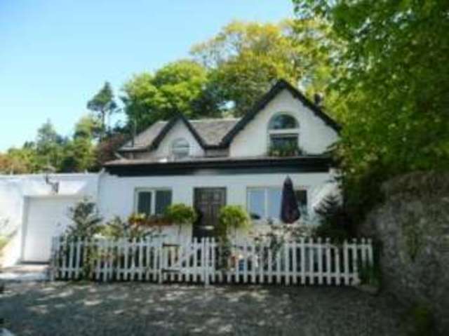  Image of 3 bedroom Detached house for sale in Shore Road Kilcreggan Helensburgh G84 at Kilcreggan Argyll & Bute Kilcreggan, G84 0HN