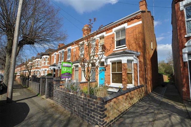  Image of 3 bedroom Property for sale in Shrubbery Road Worcester WR1 at Shrubbery Road Worcester Worcester, WR1 1QR