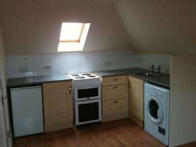 Image of 2 bedroom Flat to rent in Signal Road Staple Hill Bristol BS16 at Signal Road Staple Hill Bristol, BS16 5PE